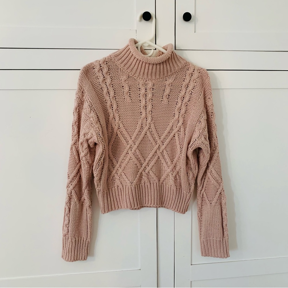 Better Be Pink Cable Knit Turtle Neck Crop Sweatshirt Size Small